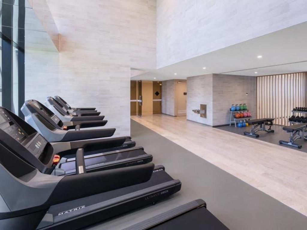Beautiful Skyview Cbd Highrise 3Beds With Carpark Available Apartment Melbourne Luaran gambar